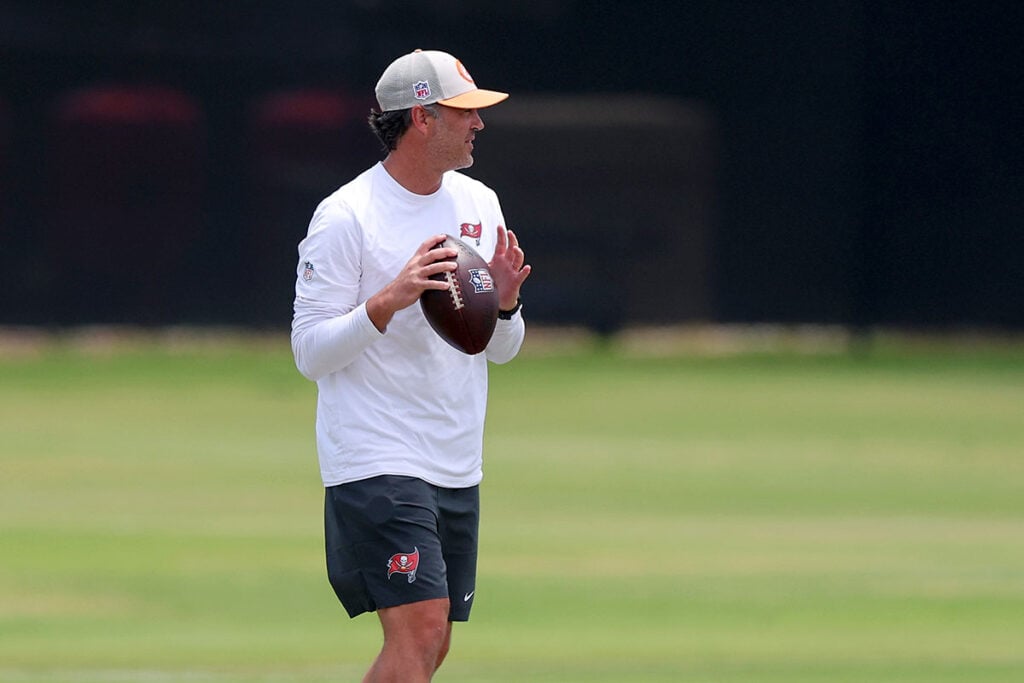 Sr'S Fab 5: 10 Things I Think I Think About Bucs Mini-Camp 13 Bucs Oc Zac Robinson
