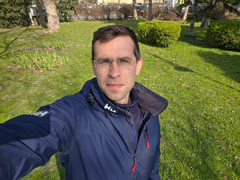 How to take awesome selfies with the Galaxy S26 Ultra
