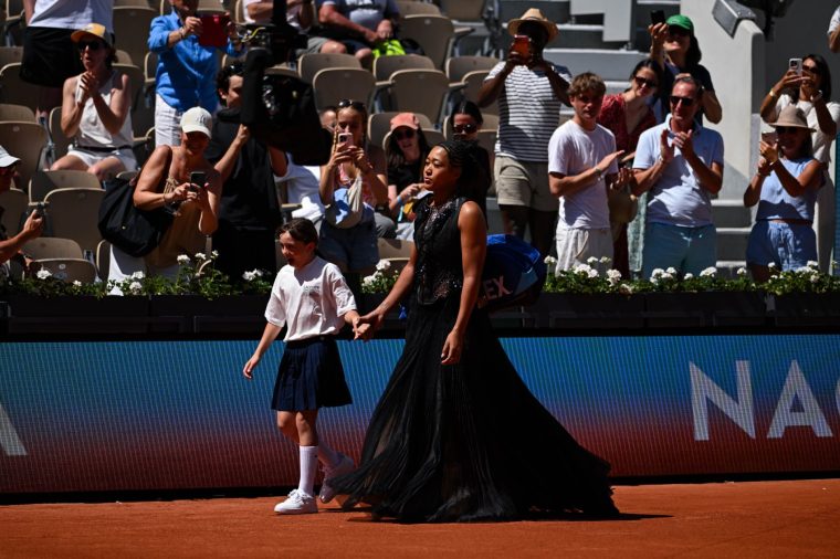 PARIS, FRANCE - MAY 26: Naomi Osaka of Japan walks in prior to the Women's Singles first round match against Laura Siegemund of Germany on Day Three of the 2026 French Open at Roland Garros on May 26, 2026 in Paris, France. (Photo by Daniel Kopatsch/Getty Images)