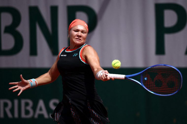 Tennis - French Open - Roland Garros, Paris, France - May 30, 2026 Russia's Diana Shnaider in action during her third round match against Ukraine's Oleksandra Oliynykova REUTERS/Guglielmo Mangiapane