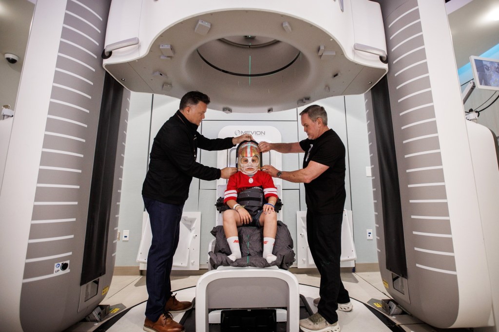 Proton cancer therapy arrives in Bay Area