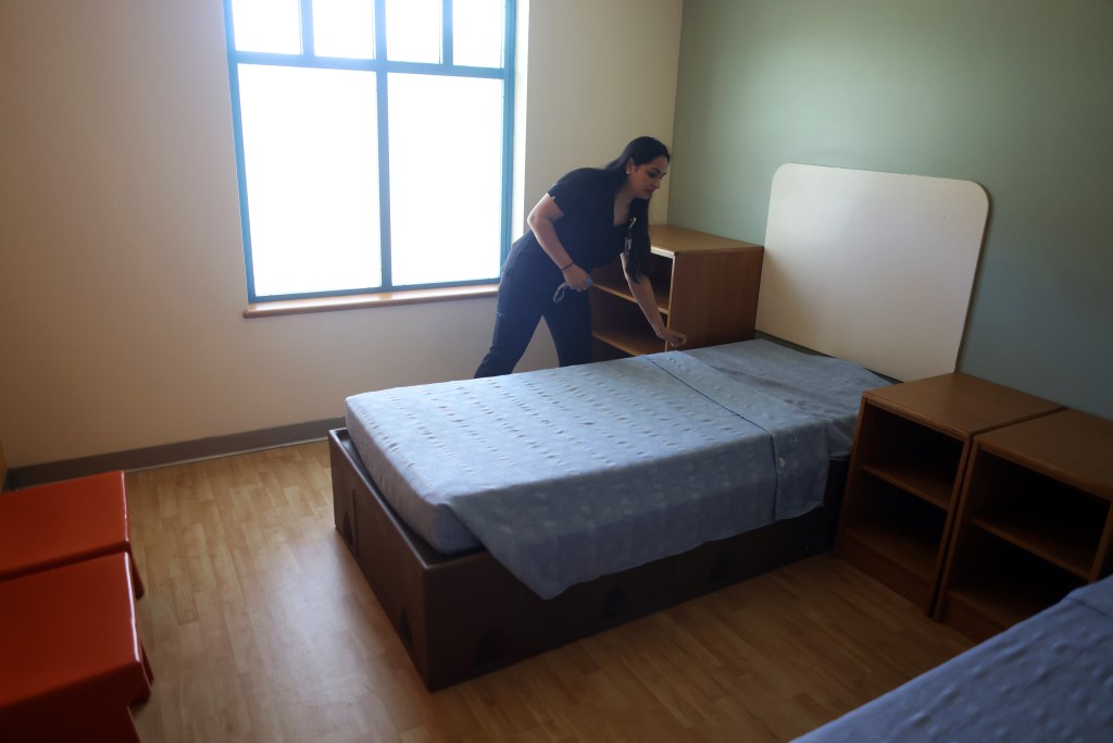 California psychiatric hospitals close beds under new nursing staffing rules