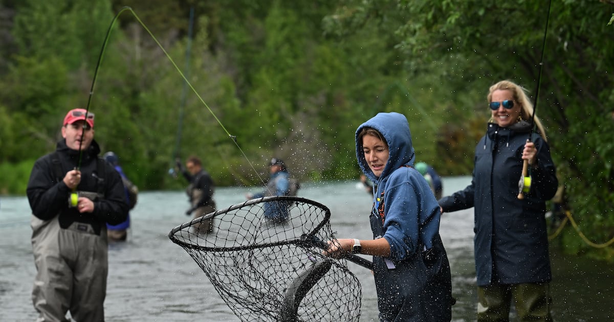 Sockeye bag limits increase on the Kenai and Russian rivers; Kasilof dipnet fishery expands