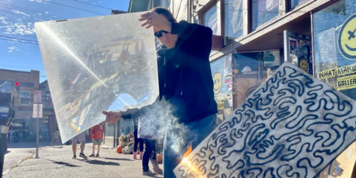 Louisville artist uses sunlight to burn designs into wood