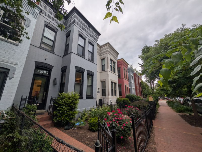 DC homes with beautiful landscaping