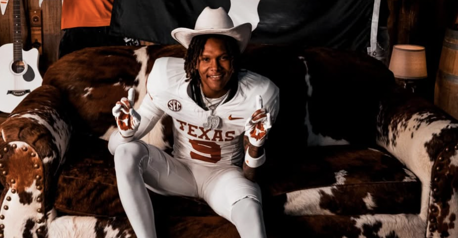 No. 1 CB John Meredith III names finalists, sets decision date
