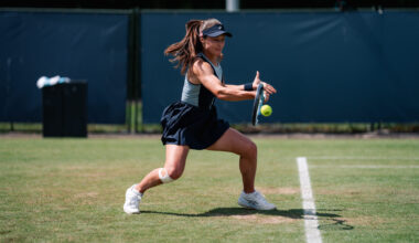 Sonmez overcomes Volynets in three-set 's-Hertogenbosch first round