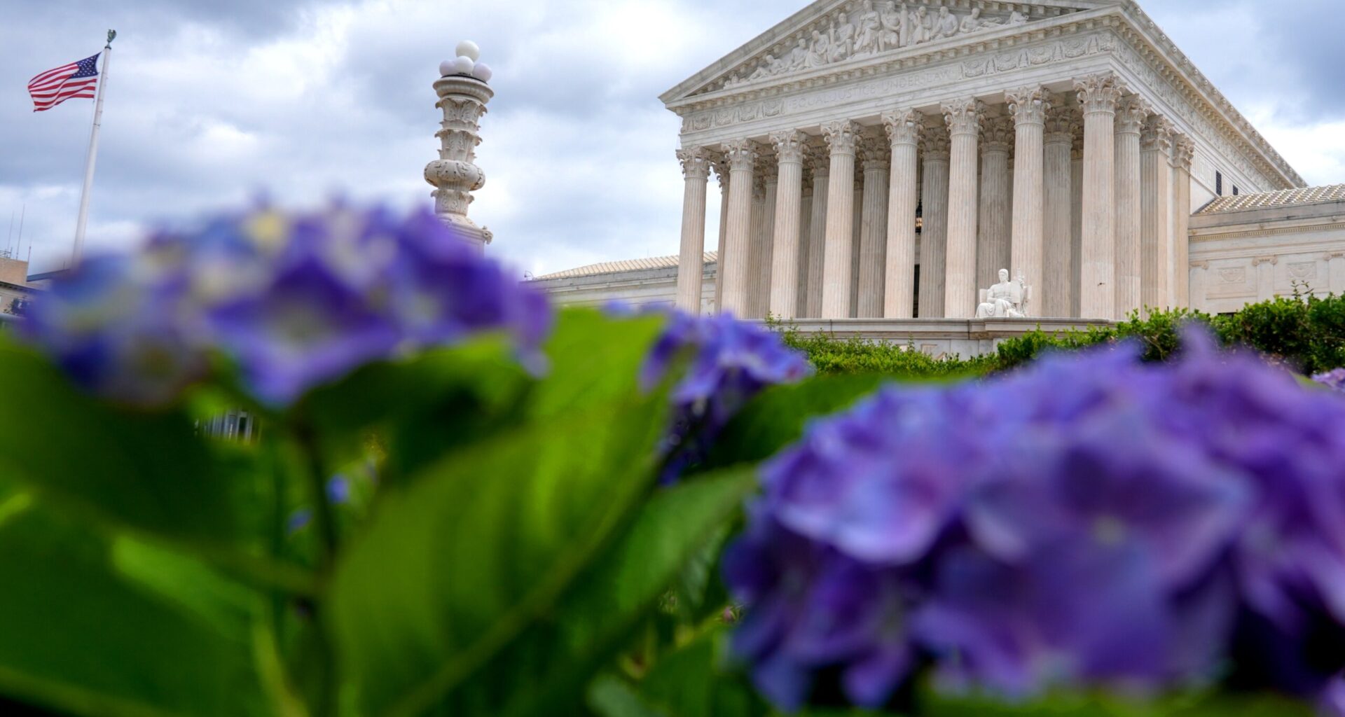 Supreme Court clears way for Trump administration to revive restrictive policy for asylum seekers