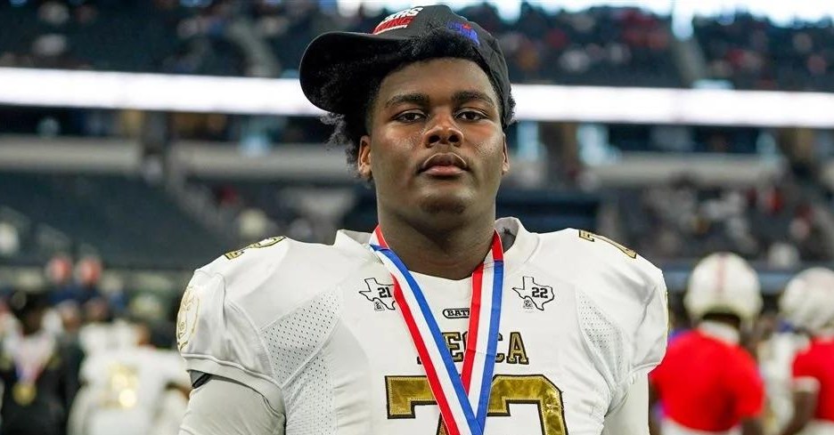 Four-star OT Brian Swanson commits to Texas over OU, SMU