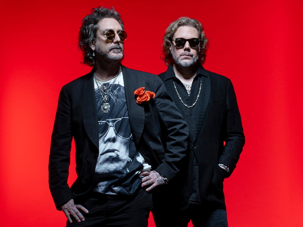 Fans leave during The Black Crowes show after political dust-up