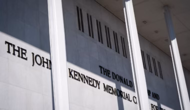 Kennedy Center orders staff to begin removing Trump’s name after ruling - The Washington Post