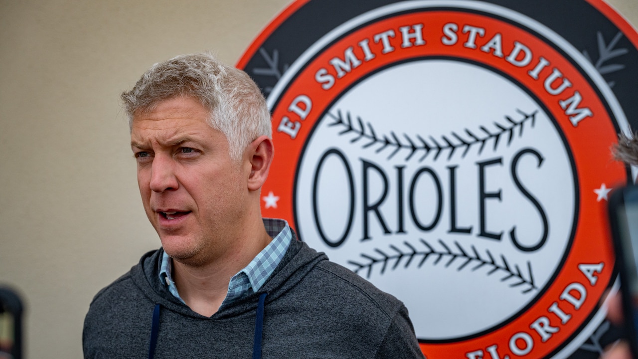 Mike Elias considers Orioles to be potential buyers at deadline despite record
