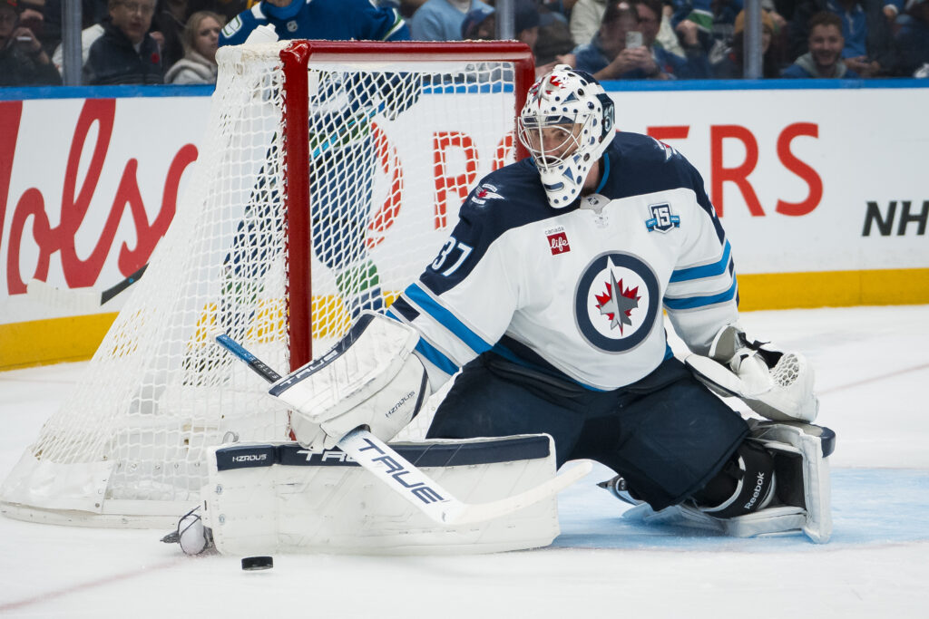 Morning Notes: Hellebuyck, Karlsson, McIlvane – Pro Hockey Rumors