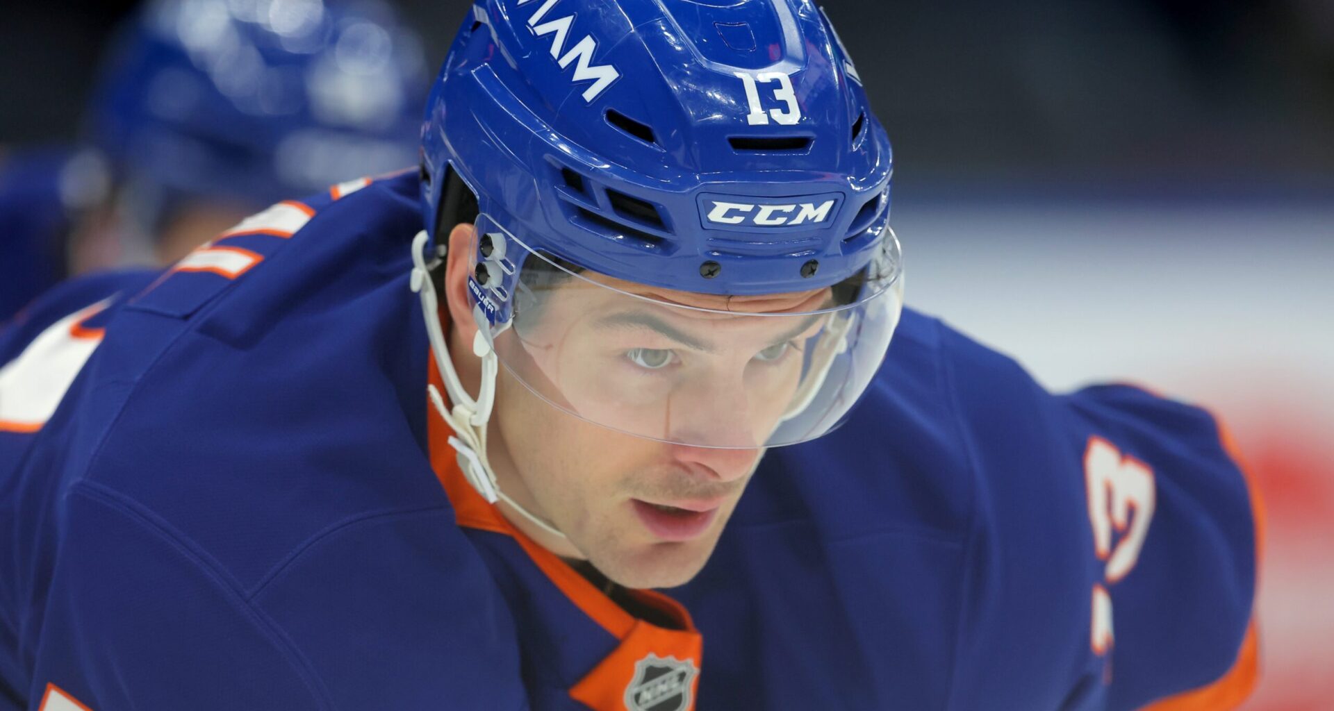 Mat Barzal could be the answer to the Flyers’ center problem