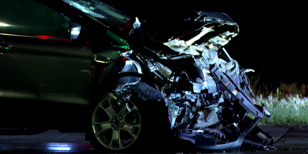 One hospitalized after early morning crash in west Omaha