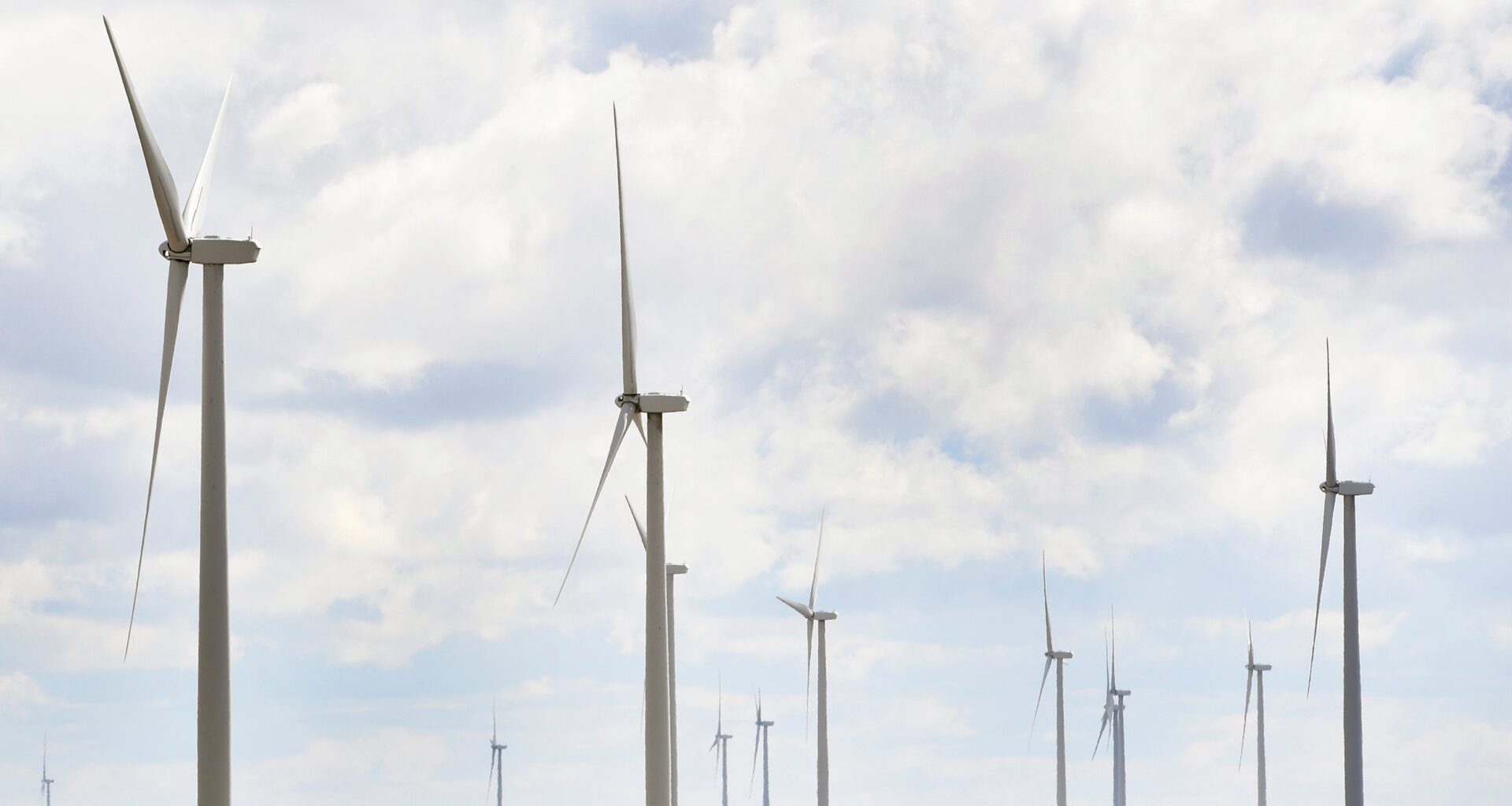 Colorado ranks high in renewable energy, peers also do well