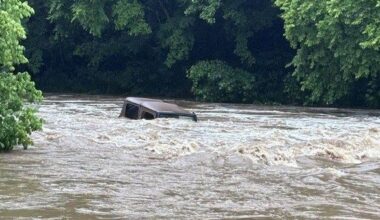Heavy rains brings flooding to Marion County; crews out working to restore washed out roads