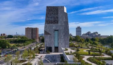 The Obama Center opens as a time warp to an old political order
