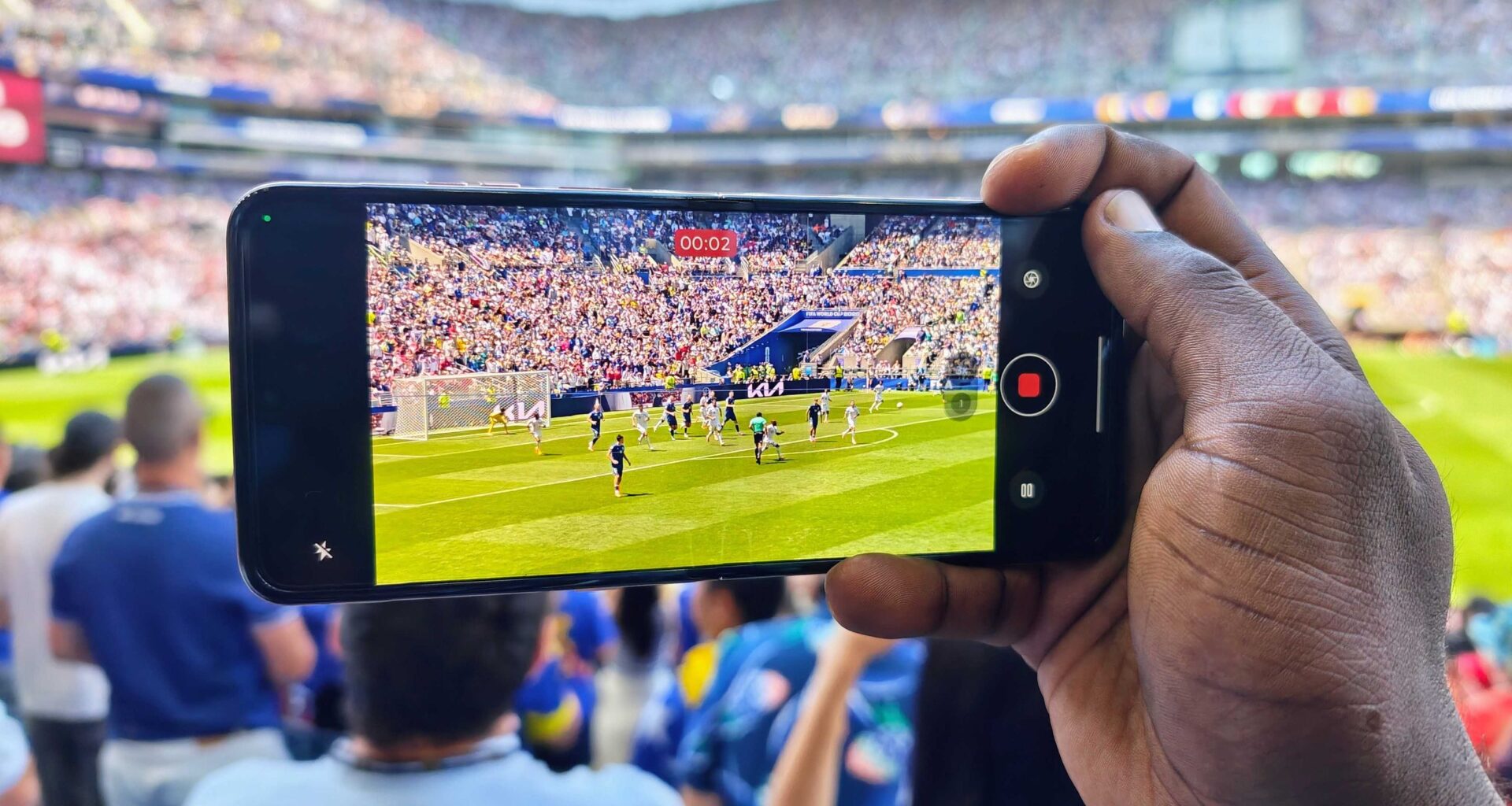 I went to a FIFA World Cup match with the Motorola Razr. Here are the 5 best camera features I used to capture the moment, and how you can get a serious discount on a powerful Razr flagship