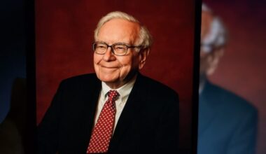 Warren Buffett Called Elon Musk 'Remarkable' But Never Invested — The SpaceX CEO Made More In 24 Hours Than What Oracle Of Omaha Made In His Lifetime