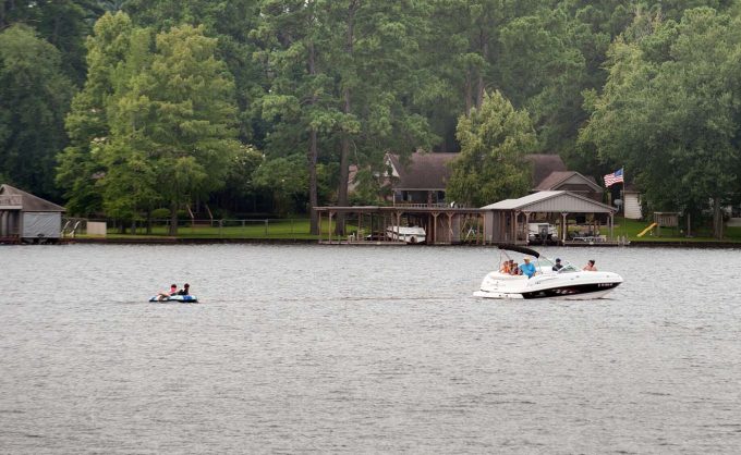 First responders identify man found dead in Lake Cherokee on Saturday
