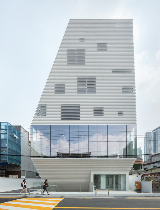 Hapjeong Artplex Mixed-use Facility / NOTNOT Architects - Exterior Photography