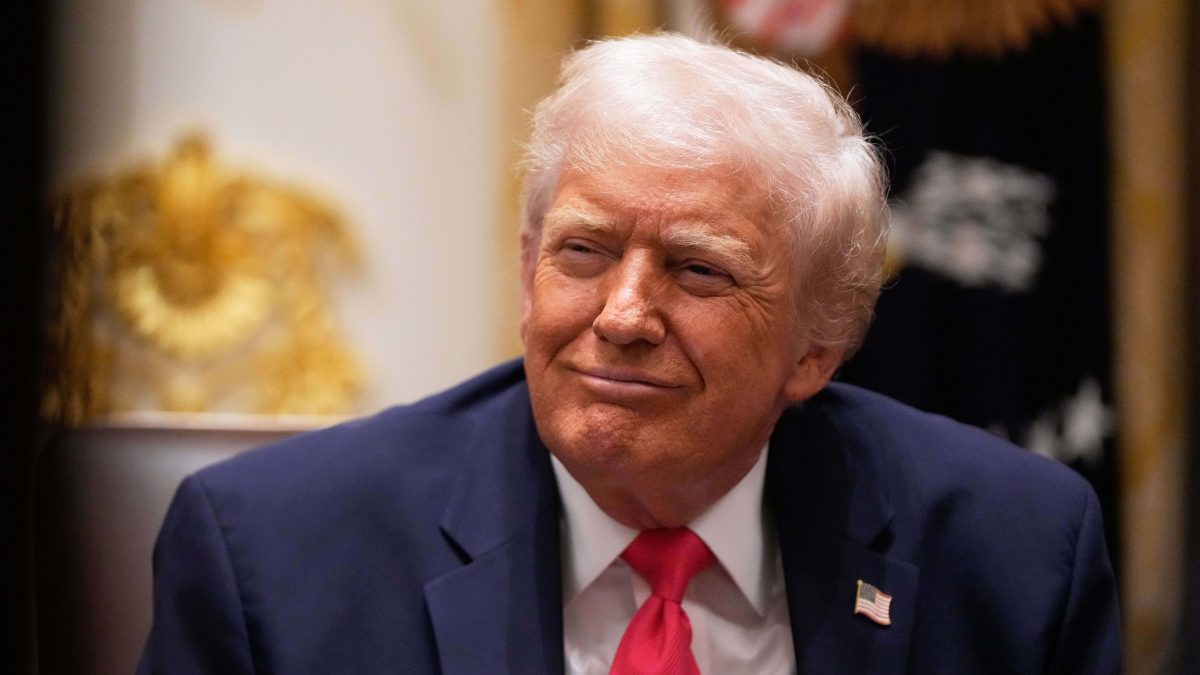 Trump to pump $700M into coal power in the states, as he blasts renewable energy | The Mighty 790 KFGO
