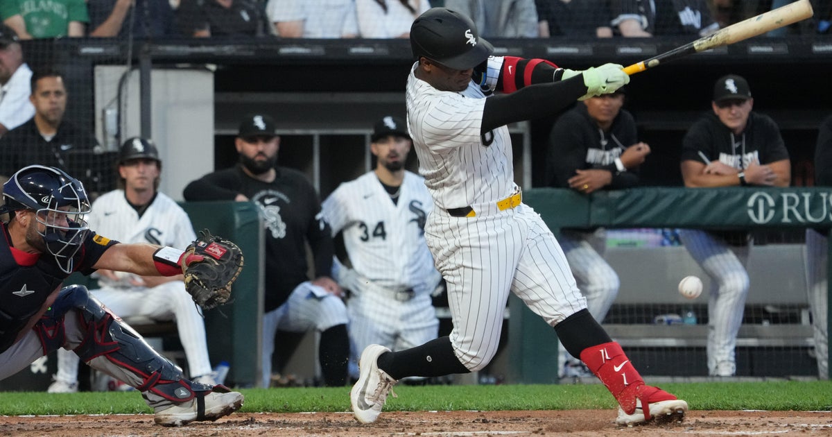 Davis Martin works 6 scoreless innings and White Sox move atop AL Central with 2-1 win over Braves
