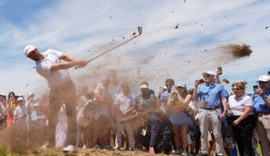 Wyndham Clark builds early 4-shot lead at US Open with lowest 36-hole score at Shinnecock