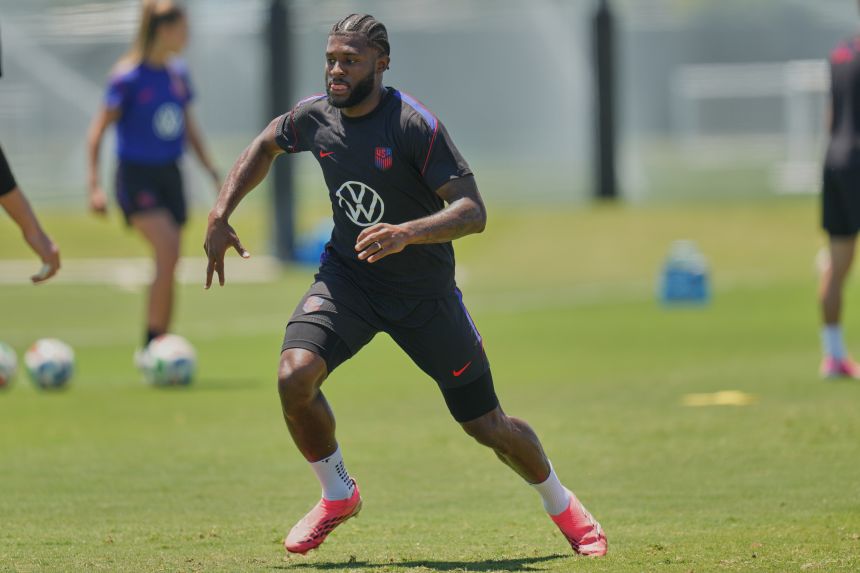 US center-back Mark McKenzie at a training session in Irvine, CA on June 22.