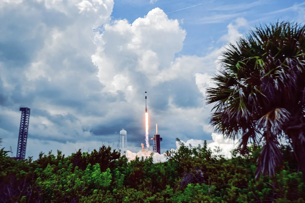 Eighty Residents Sue SpaceX, Saying Elon Musk’s Constant Rocket Launches Are Literally Destroying Their Homes
