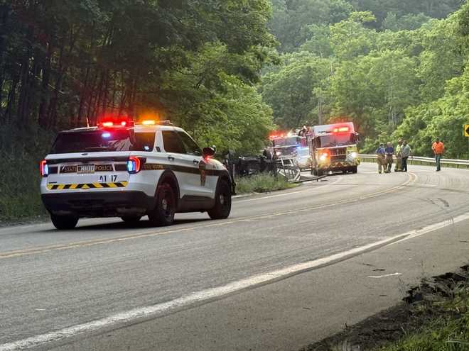 Motorhome overturns in Westmoreland County Motorhome overturns in Westmoreland County