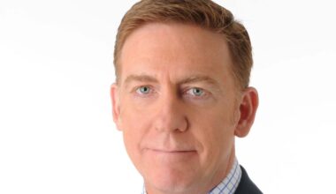 Bill Owens, Ex-'60 Minutes' Boss, Scorns CBS News Overhaul of Show