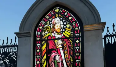 Late Ex-Mastodon Guitarist/Vocalist Brent Hinds Honored At 2026 'Hellfest Open Air'