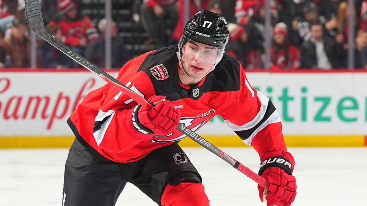 Nemec traded to Flames by Devils for draft picks, Morin