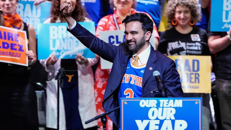 Zohran Mamdani sharply criticizes Democratic Party as he rallies with progressive challengers