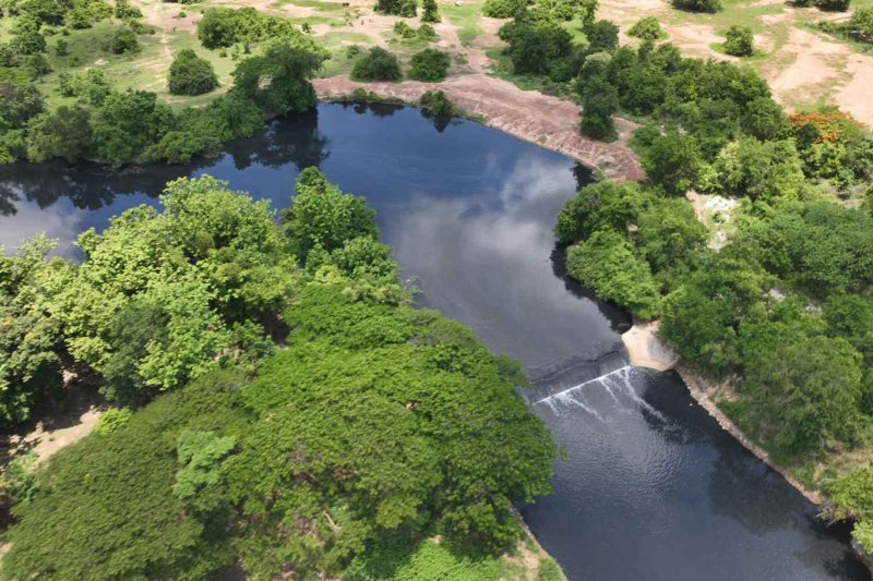 The blackened Takhe canal (photo: Pollution Control Department)