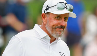 Report: Phil Mickelson expelled from golf club after alleged inappropriate physical contact with female staffer