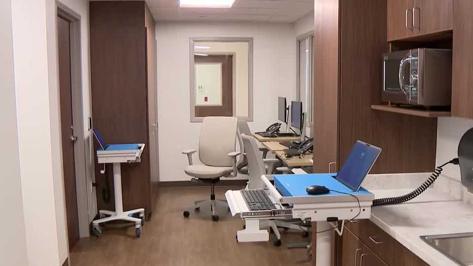 Behavioral health unit unveiled at St. Francis Hospital