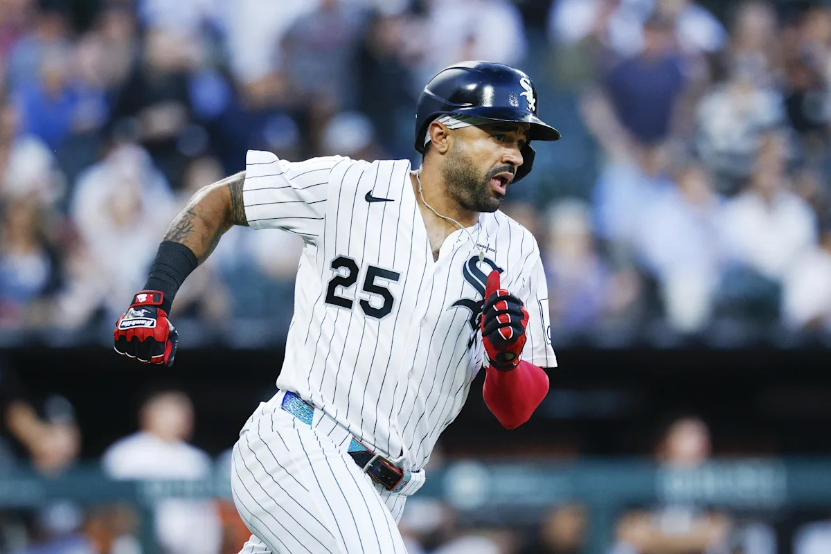 Phillies make a trade, acquire Derek Hill from White Sox