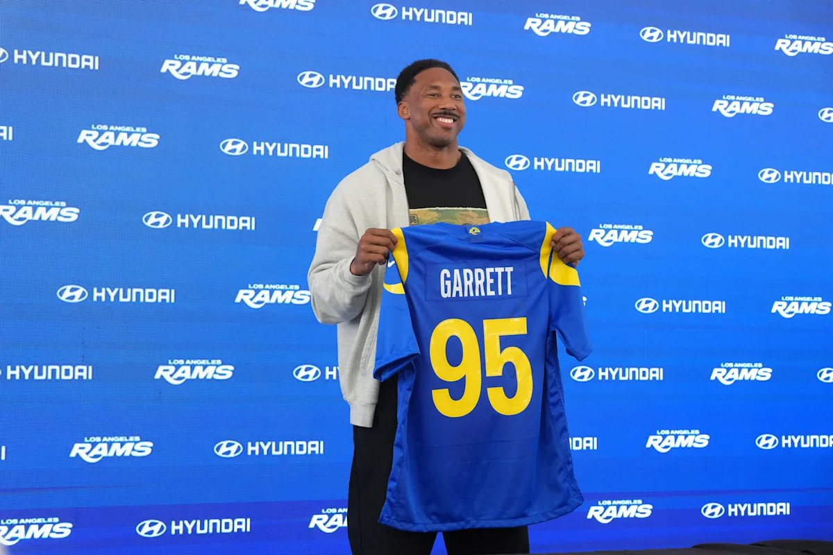 How an NBA GM helped facilitate a recent NFL blockbuster trade