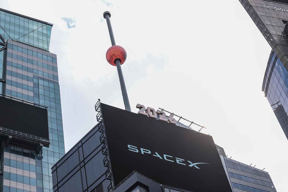 SpaceX is sucking the oxygen out of the new space trade