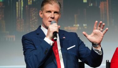 Alexi Lalas refuses 'cringe' World Cup request