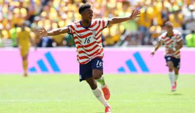 What happened on USMNT's confusing second goal against Australia