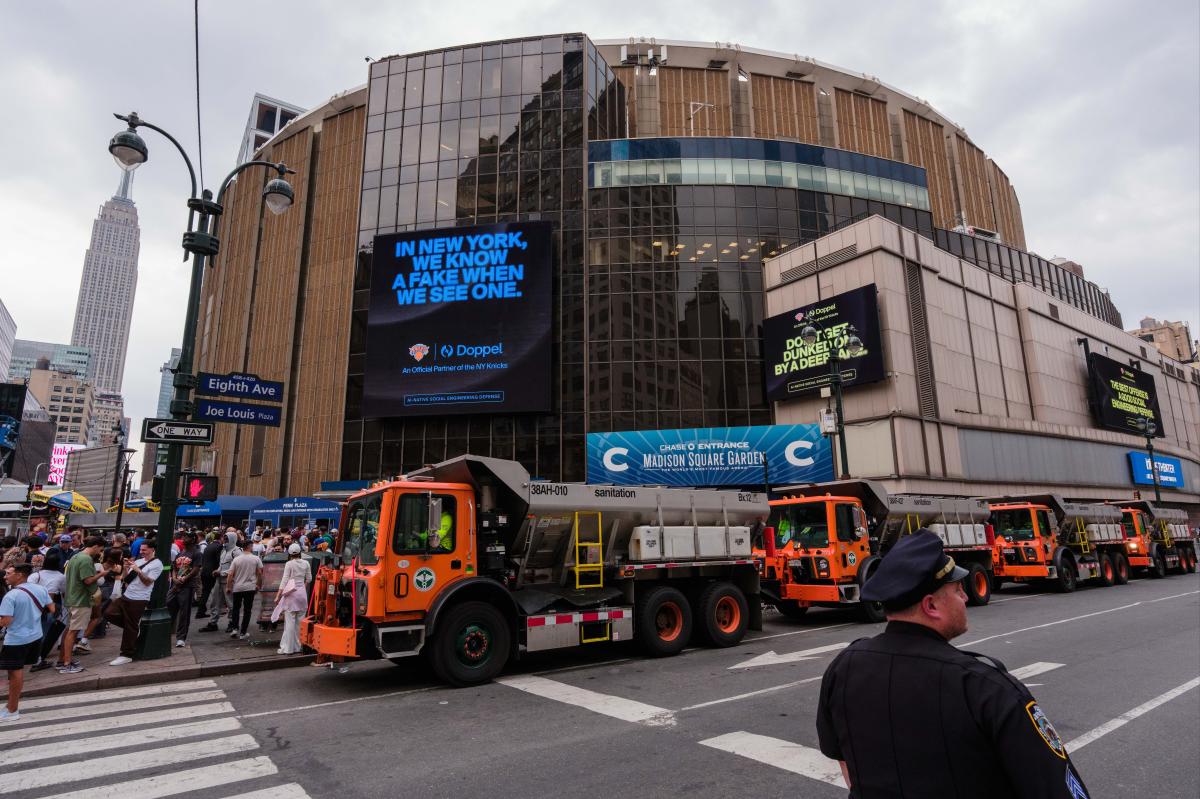 Madison Square Garden concertgoer falls to his death at Goose show: NYPD