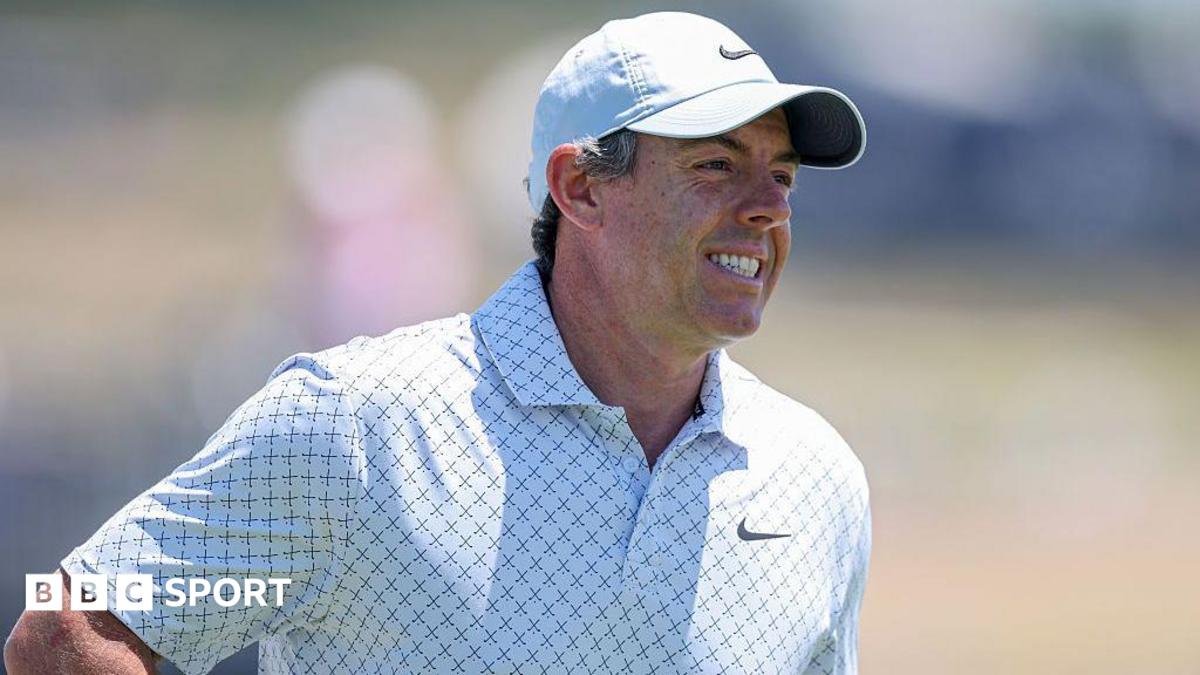 Rory McIlroy grimaces