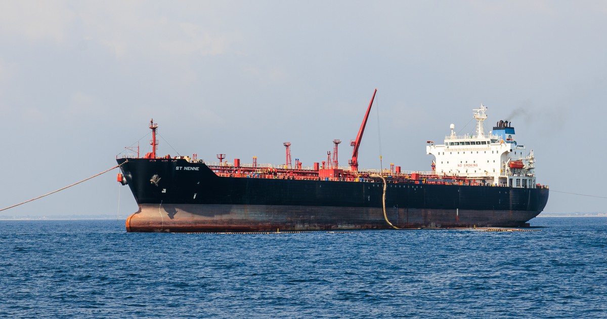 India turns to Africa's 2 largest oil producers for millions of Barrels of crude amid strait of Hormuz supply concerns