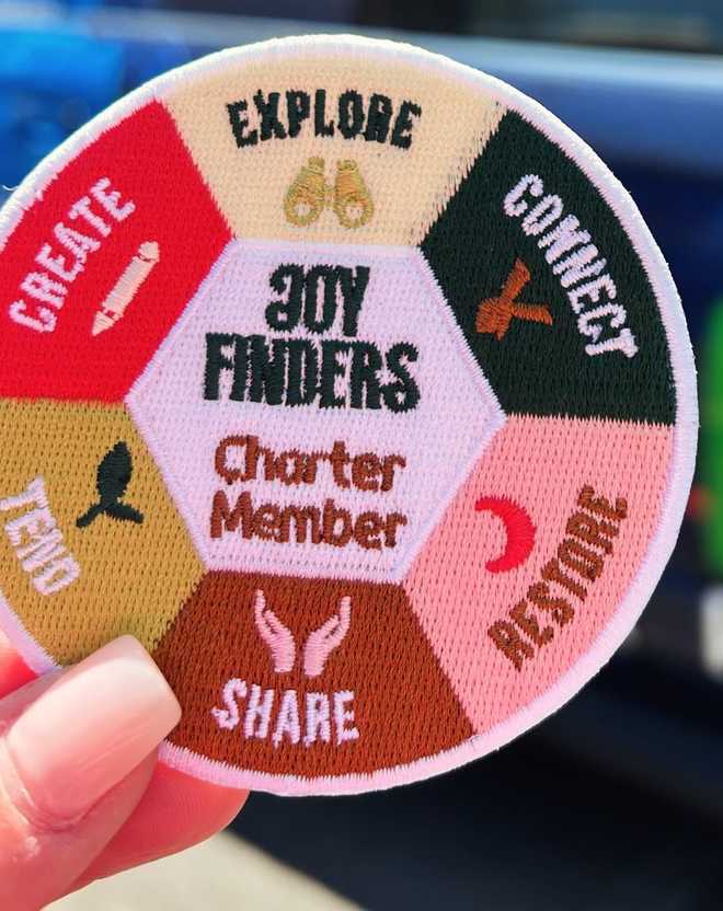 Joyfinders badge Joyfinders badge