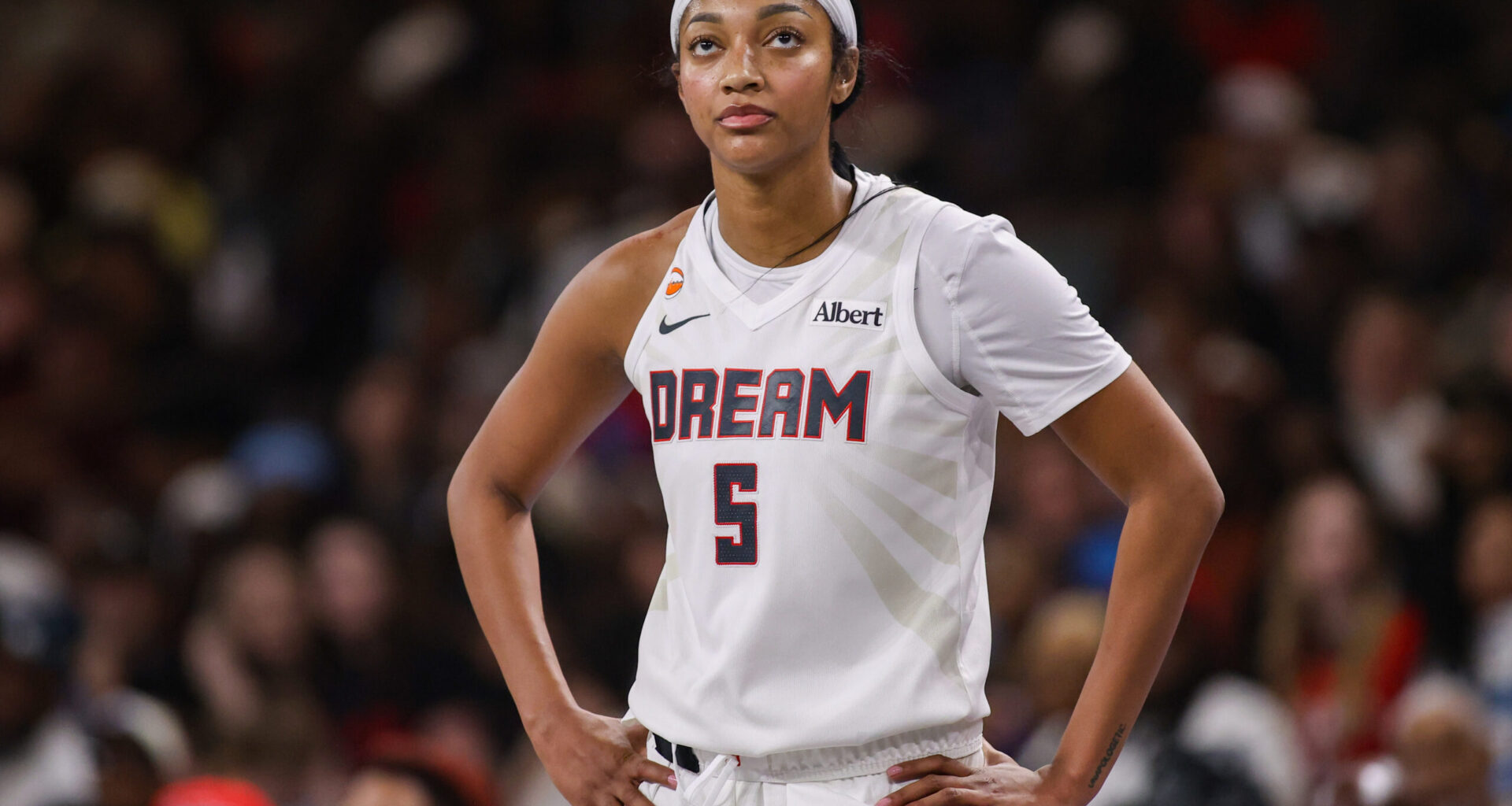 Angel Reese stuns in pregame outfit for Dream-Tempo