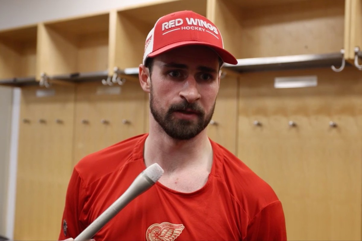 Dylan Larkin thought to be receptive to expanding trade list, Red Wings no longer restricted to dealing with just three teams (report)